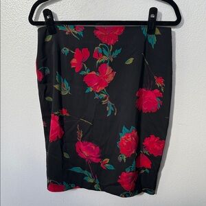 Vintage Express Vibrant Floral Pencil Skirt